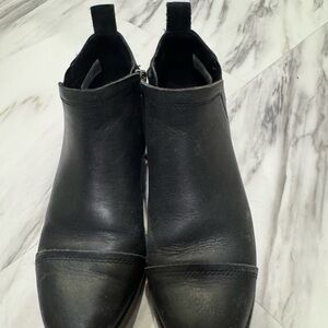 Toms Black Leather Men's Boots